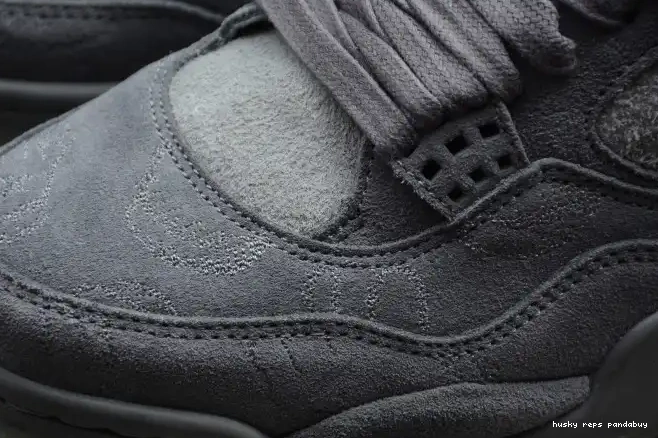 Cheap Husky 930155-003 4 Jordan KAWS Air Cool Grey x 0527